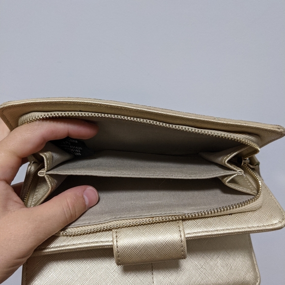 Guess wallet - Picture 3 of 5